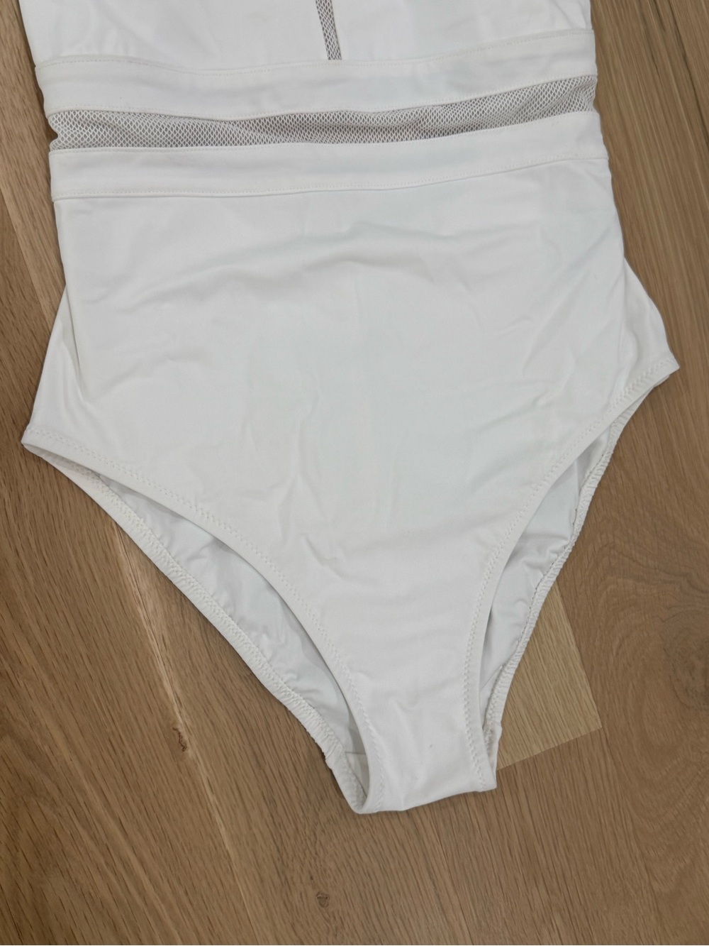 Neiman Marcus Shan White High-Neck One-Piece Swimsuit Size 6 - Picture 4 of 6